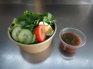 Grüner-Salat, inkl. Ital. Sauce in Box gross