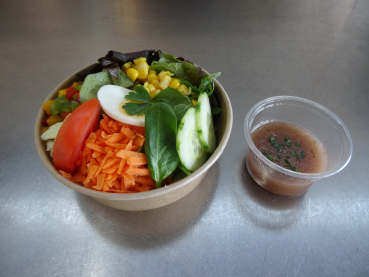 Gemischter-Salat, inkl. Ital. Sauce in Box klein