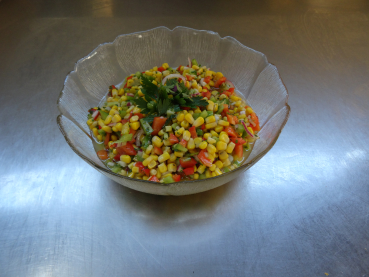 Mais-Peperoni-Salat in Glasschale klein (6 Personen)