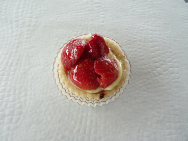Mini-Erdbeertörtli Ø 6 cm.