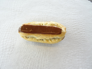 Mini-Eclair Chocolat 10 cm.