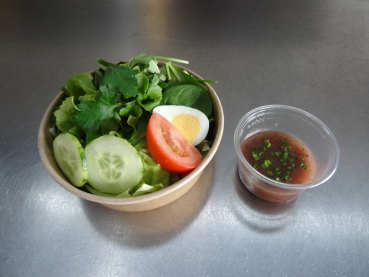 Grüner-Salat, inkl. Ital. Sauce in Box klein