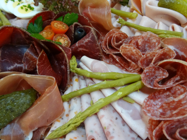 Fleisch-Platte klein für 6 Personen