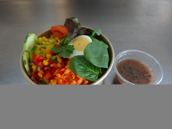 Gemischter-Salat, inkl. Ital. Sauce in Box gross
