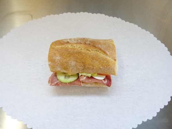 1/6 Baguette Rohschinken