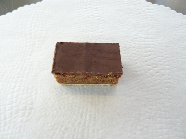 Mini-Studentenschnitte  7 x 4 cm.