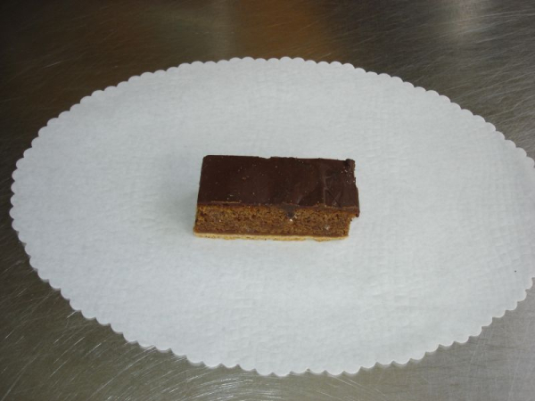 Studentenschnitte 10 x 4 cm.